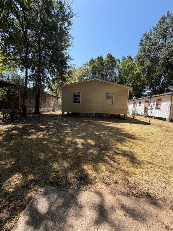 526 Coon Street Property Photo 8