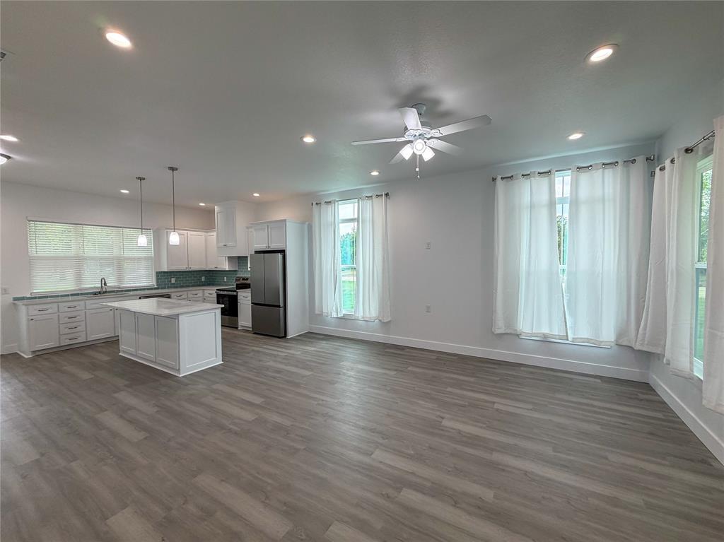 4200 Williams Road Property Photo 3