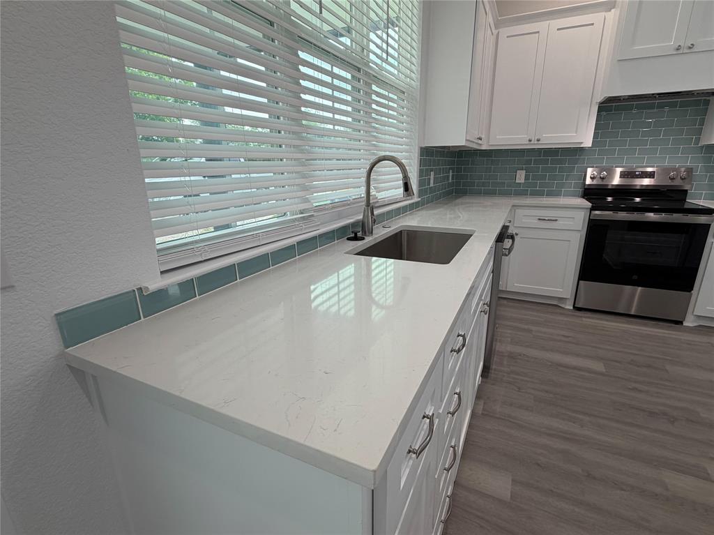4200 Williams Road Property Photo 7