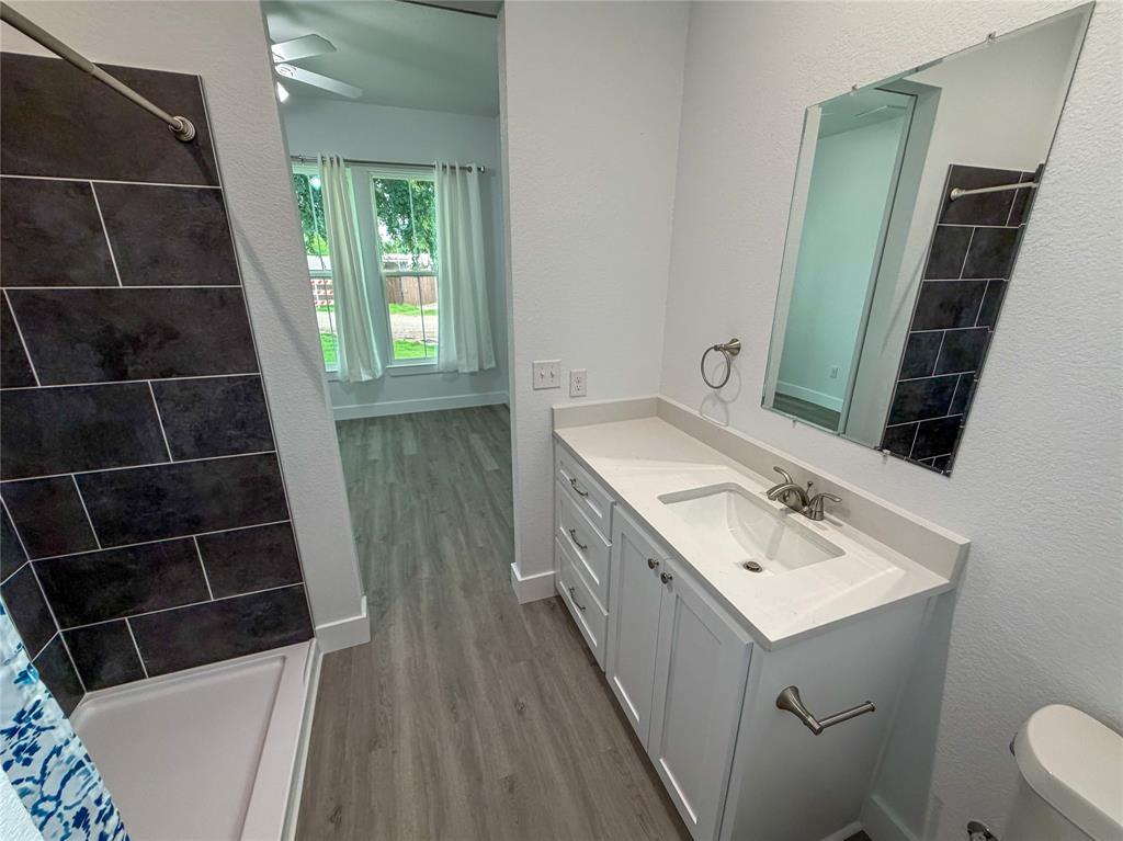 4200 Williams Road Property Photo 16
