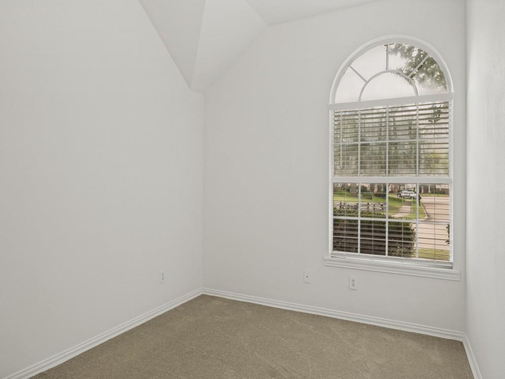 2028 Ravenhurst Drive Property Photo 19
