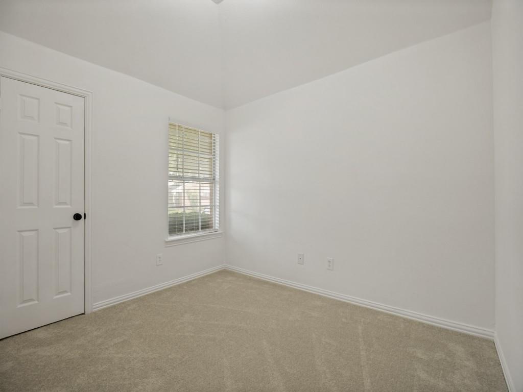 2028 Ravenhurst Drive Property Photo 21