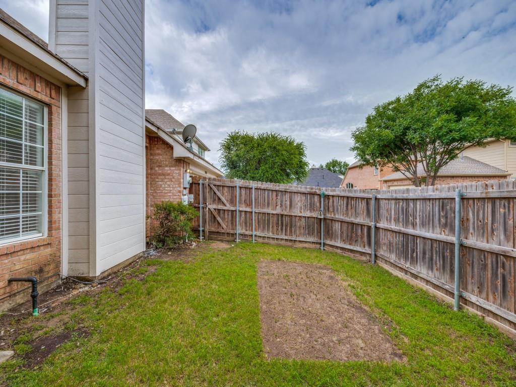 2028 Ravenhurst Drive Property Photo 23