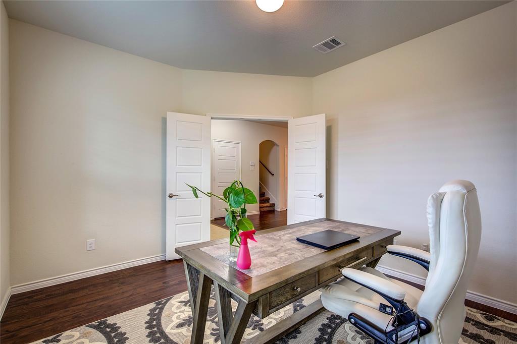 3217 Honeycomb Way Property Photo 5