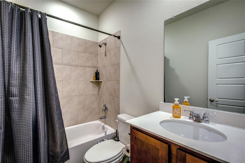 3217 Honeycomb Way Property Photo 18