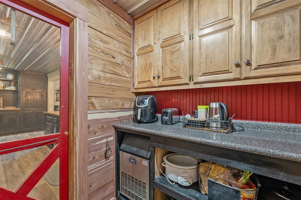 15758 Audrey Lane Property Photo 11