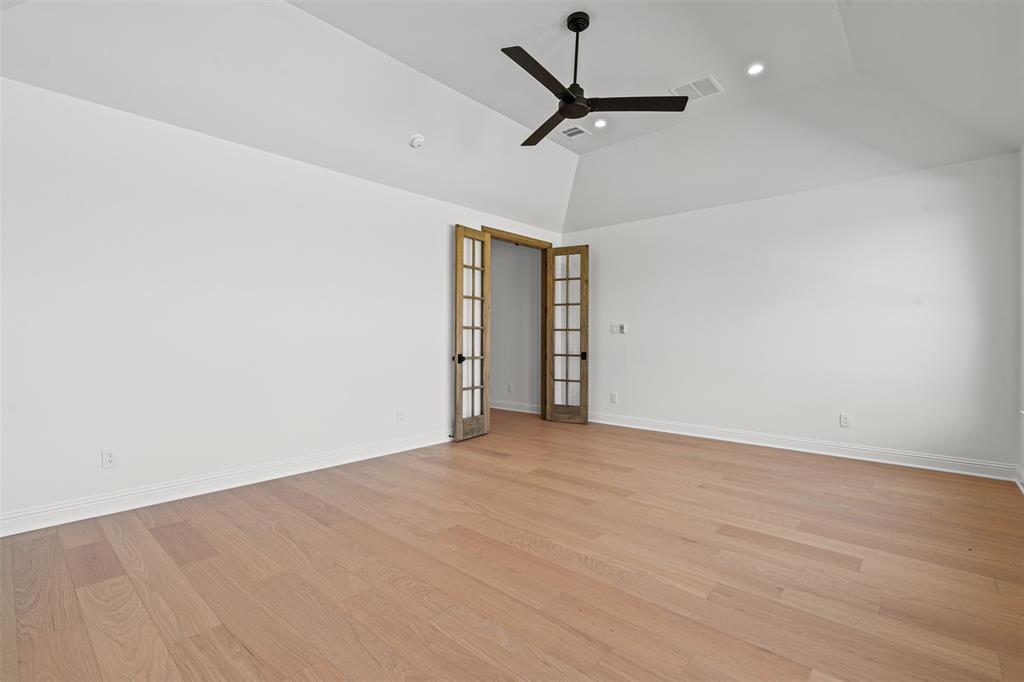 241 Martin Drive Property Photo 32