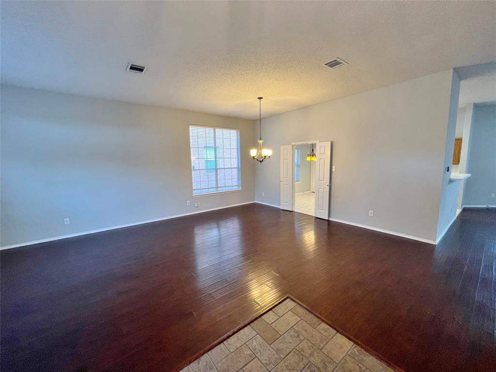 1222 Harvard Lane Property Photo 3
