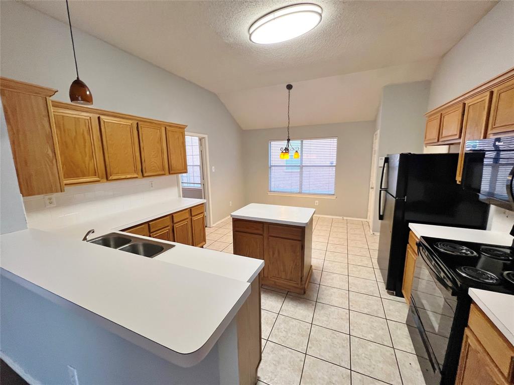 1222 Harvard Lane Property Photo 7