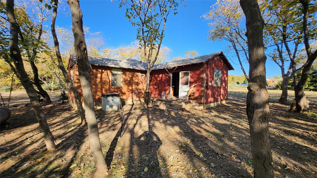 2518 Laney Road Property Photo 6