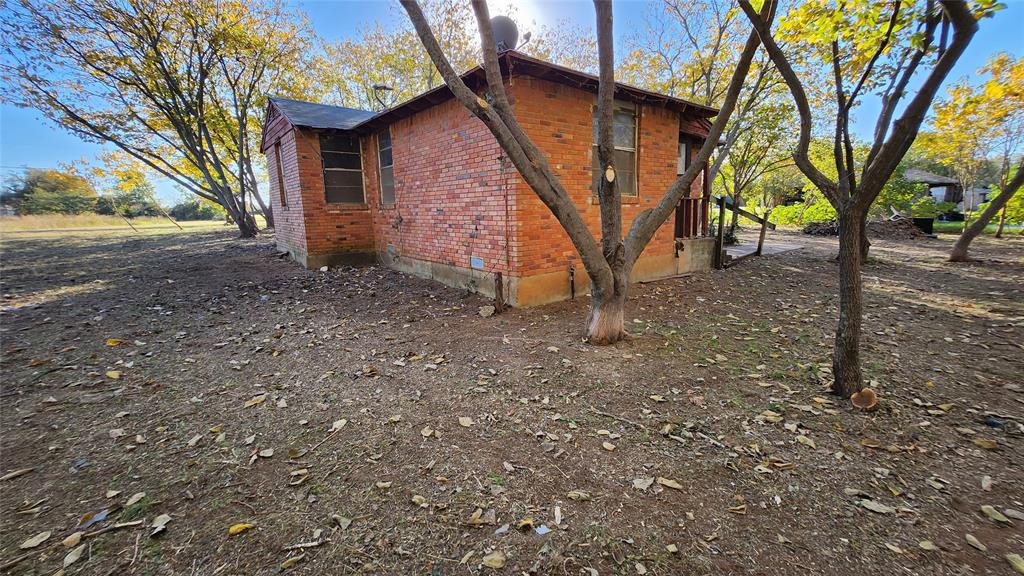 2518 Laney Road Property Photo 8