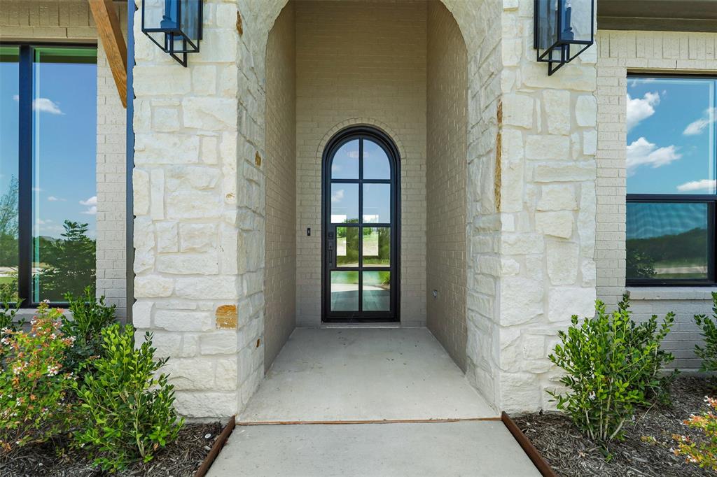 2212 Cotton Tail Way Property Photo 3