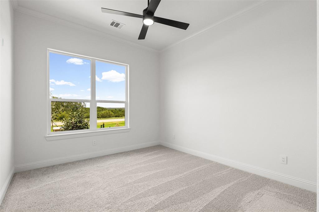 2212 Cotton Tail Way Property Photo 32