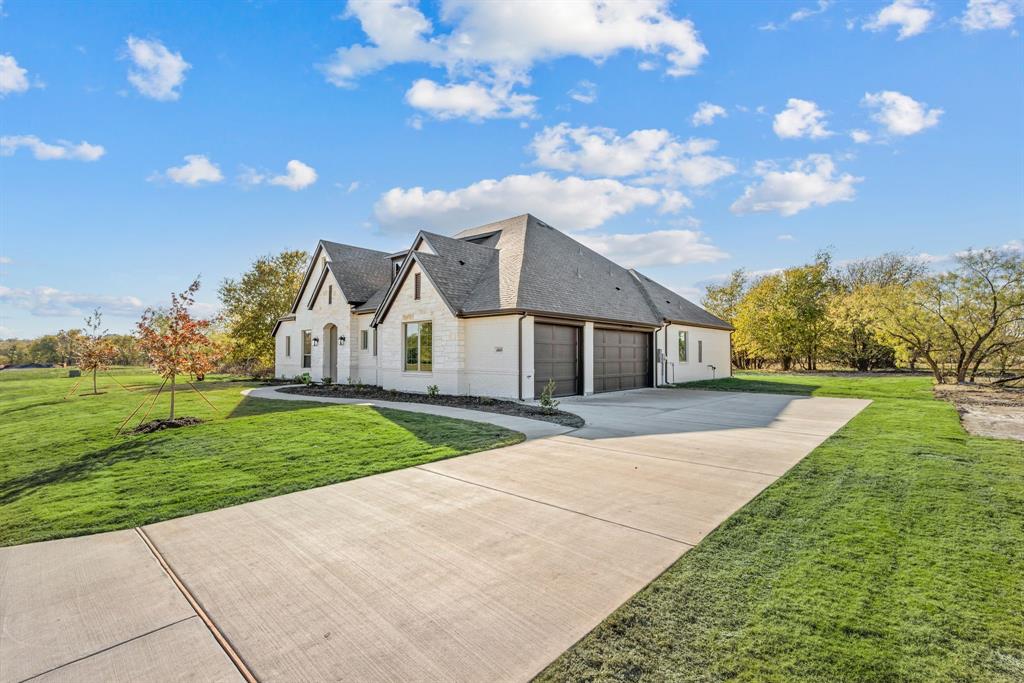 4005 Brown Bear Drive Property Photo 4