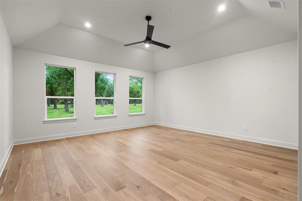 1130 E Landings Property Photo 28