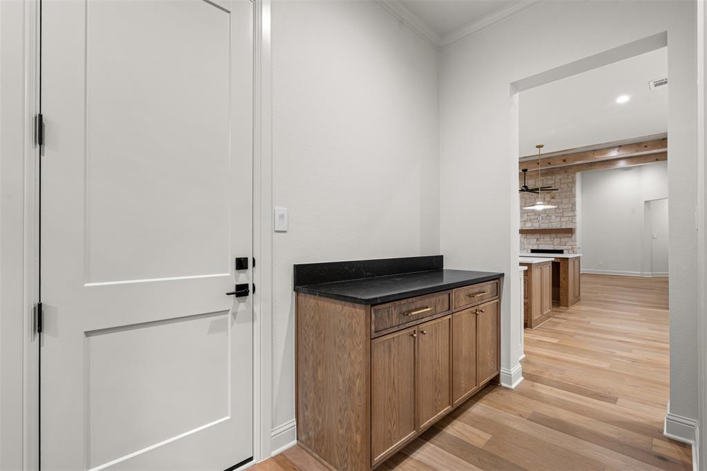 1130 E Landings Property Photo 34