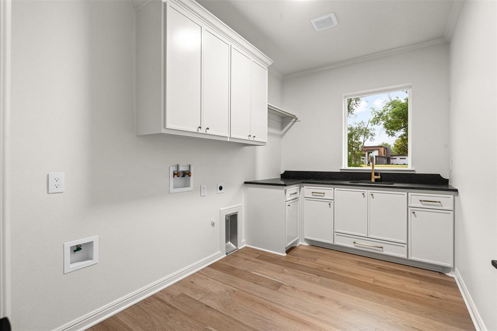 1130 E Landings Property Photo 35