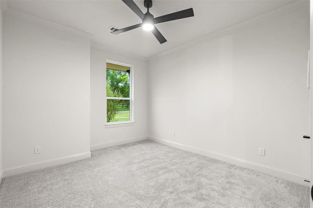 1130 E Landings Property Photo 37