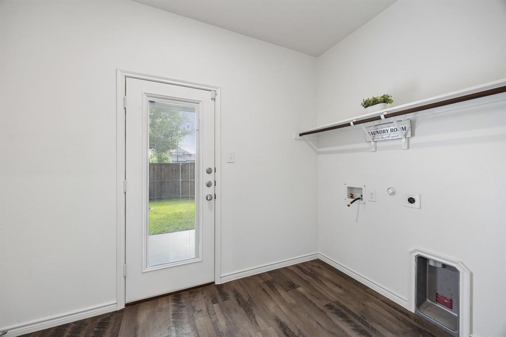 2165 Miramar Drive Property Photo 17