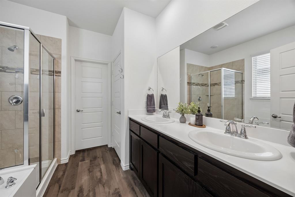 2165 Miramar Drive Property Photo 19
