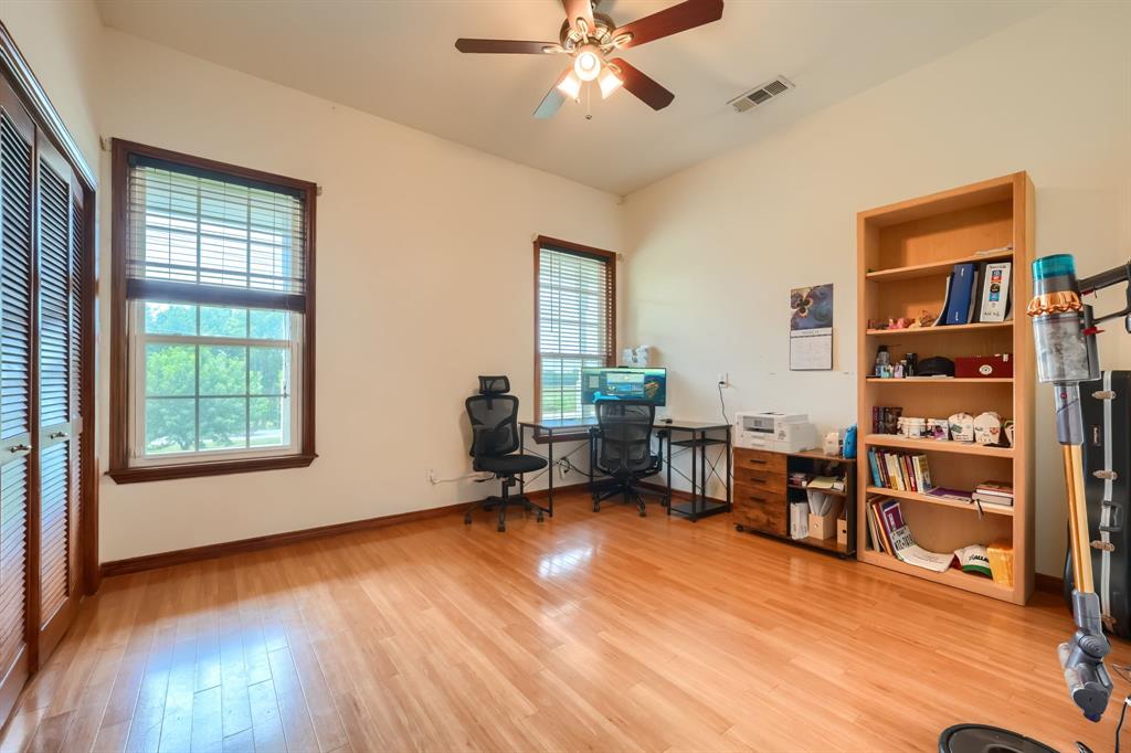 4502 Dexham Road Property Photo 20