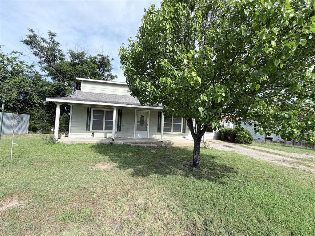 403 N Reagan Street Property Photo 1