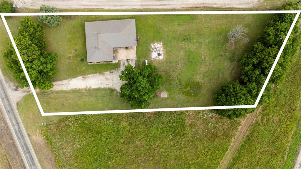 1455 Highway 69 Property Photo 2
