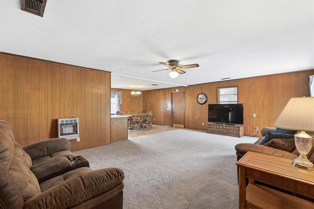 1455 Highway 69 Property Photo 9