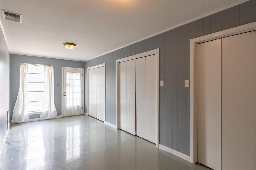1401 Woodridge Drive Property Photo 11