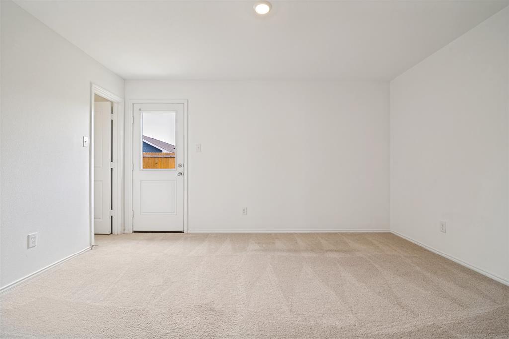 149 Thresher Lane Property Photo 4