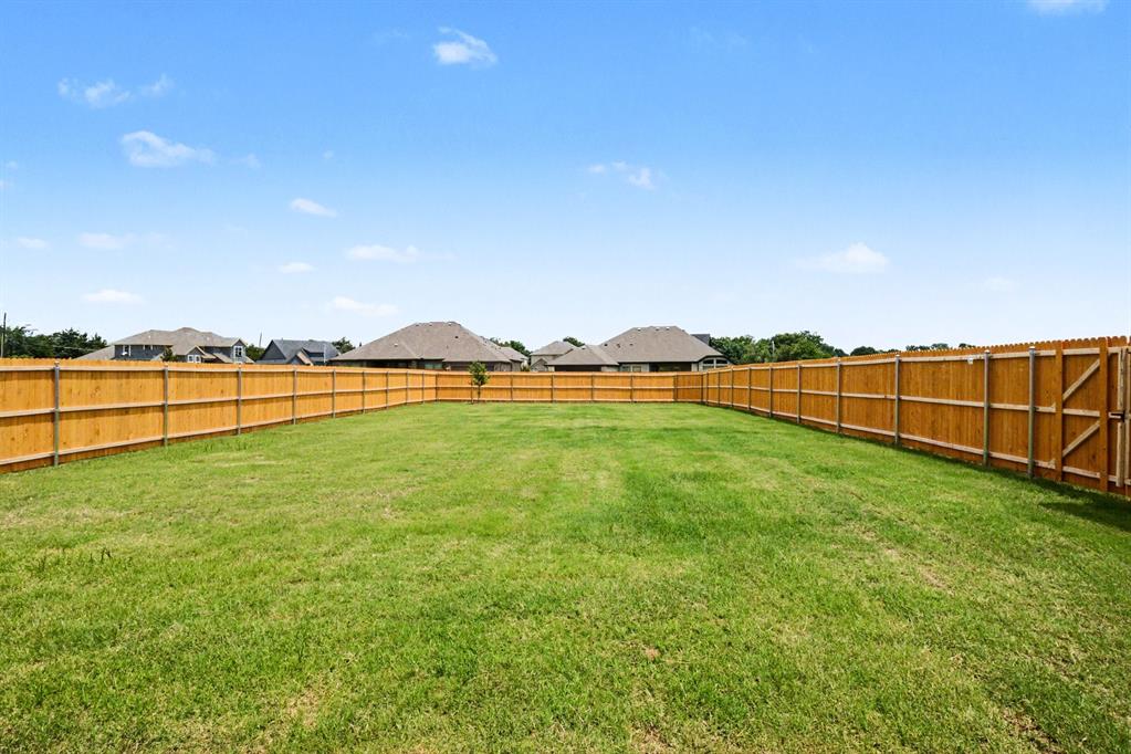 1913 Barrix Lane Property Photo 30