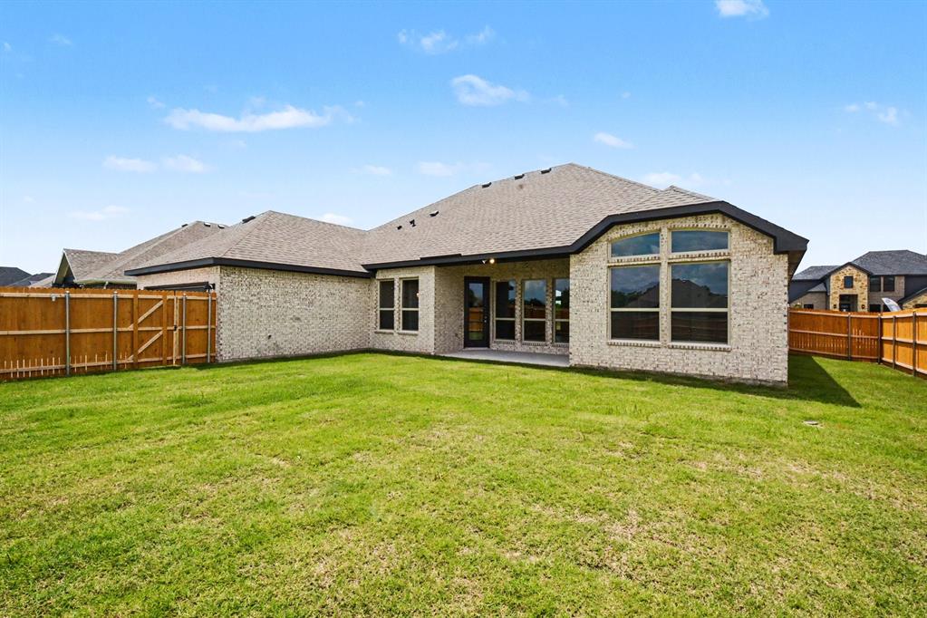 1913 Barrix Lane Property Photo 32