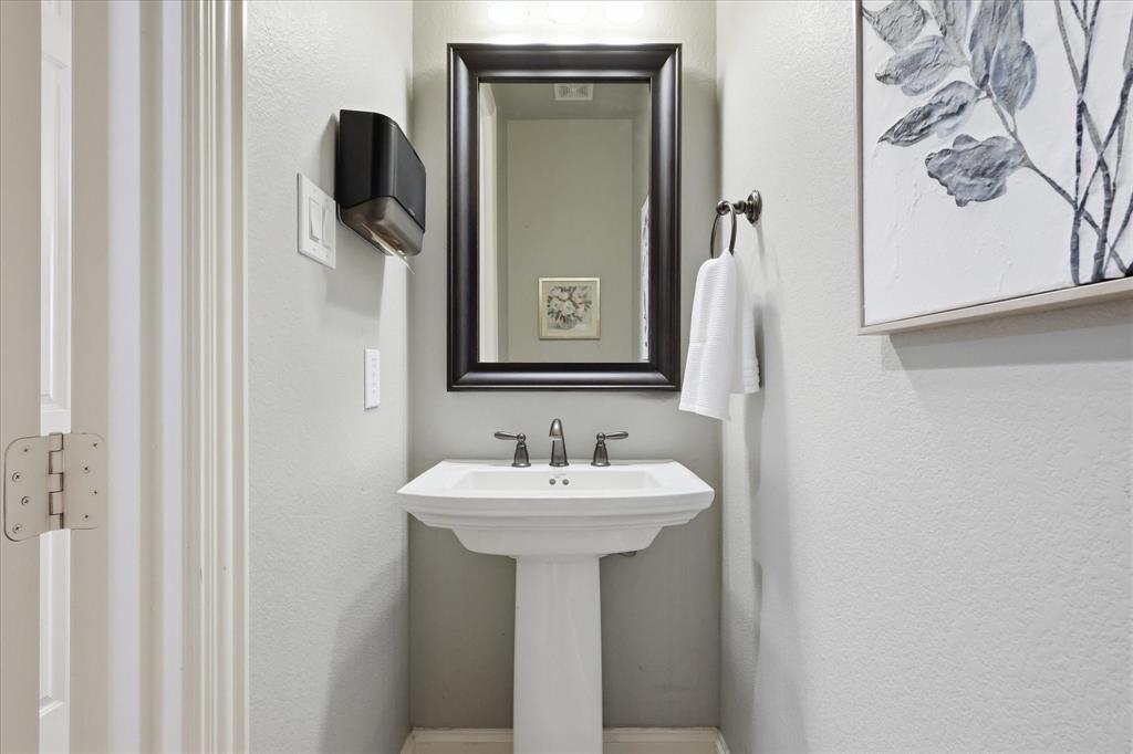 2253 Big Valley Circle Property Photo 10
