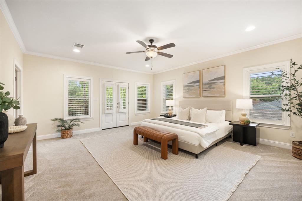 1119 N Winnetka Avenue Property Photo 18