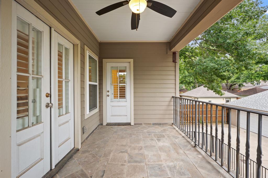 1119 N Winnetka Avenue Property Photo 20