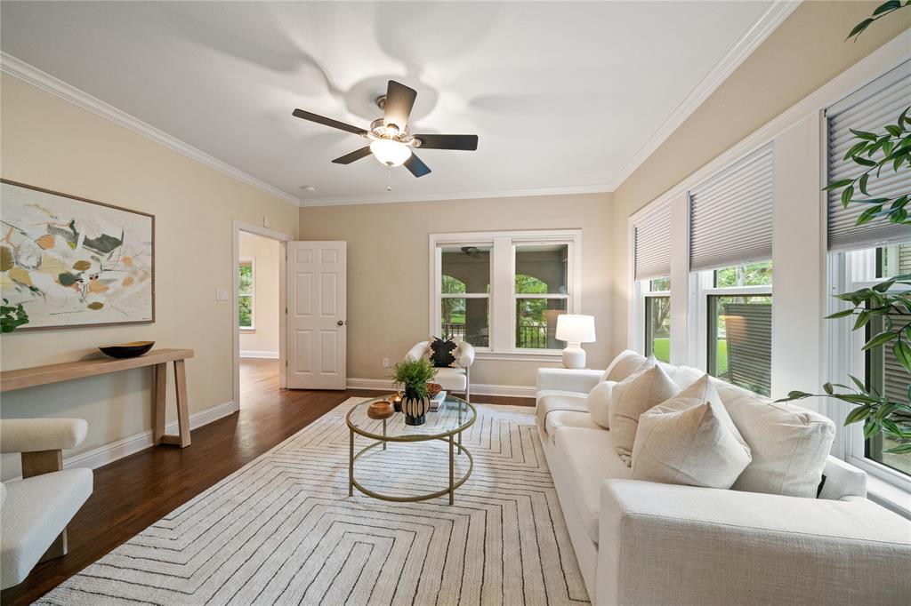 1119 N Winnetka Avenue Property Photo 26