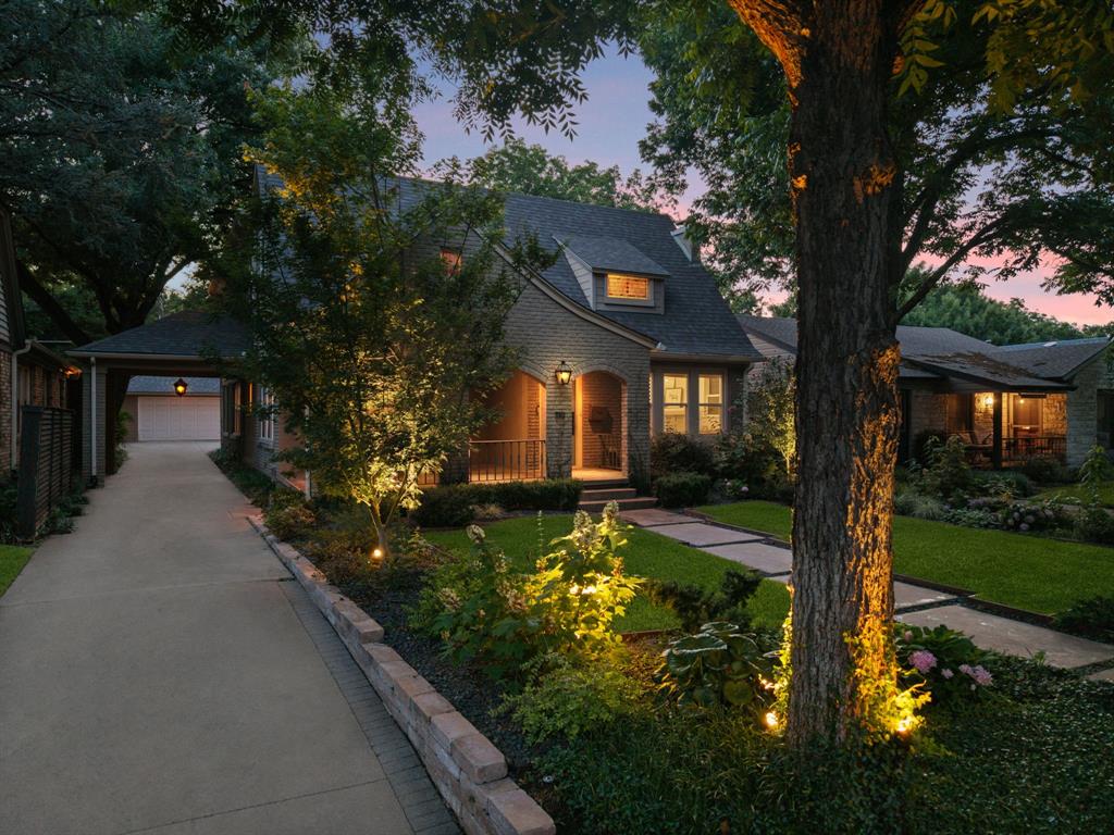 1119 N Winnetka Avenue Property Photo 36