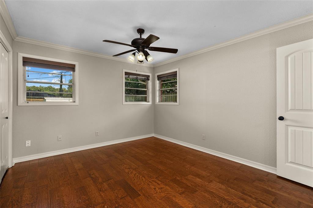 709 Robards Street Property Photo 19