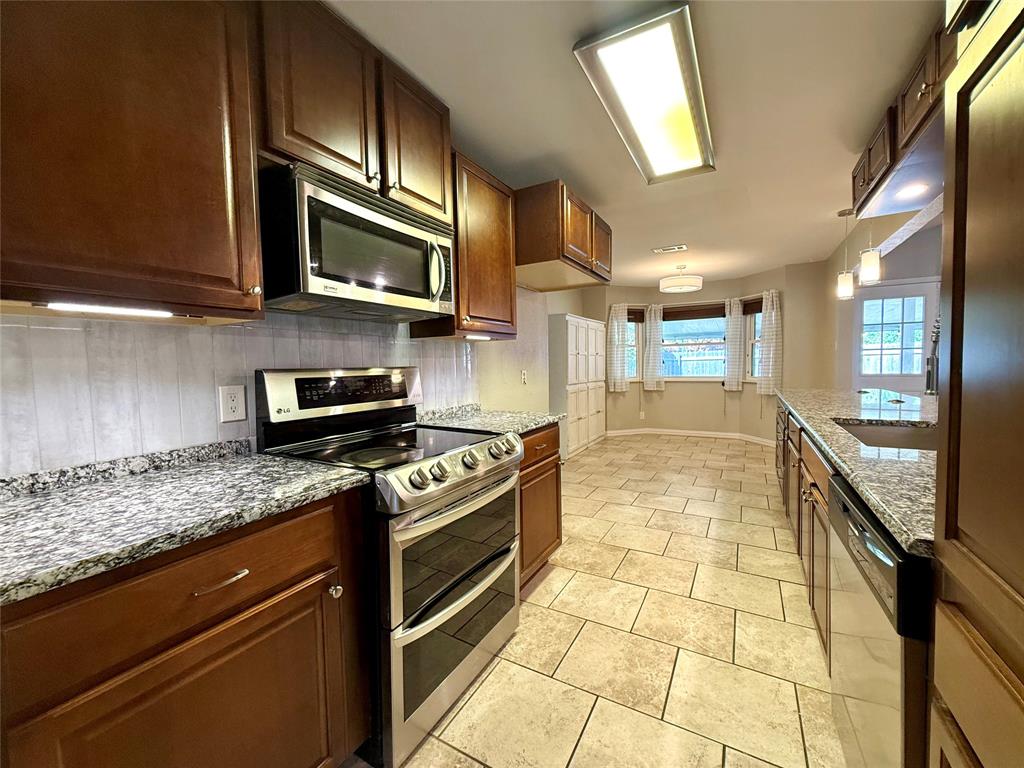 4301 Jester Court Property Photo 8