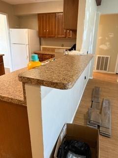 8813 Deerwood Drive Property Photo 4