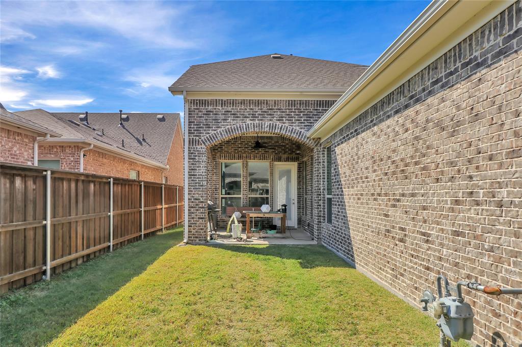 4209 Whispering Willow Way Property Photo 28
