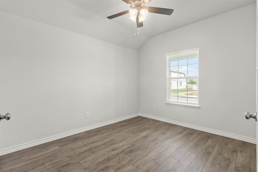 10632 Stag Lane Property Photo 4