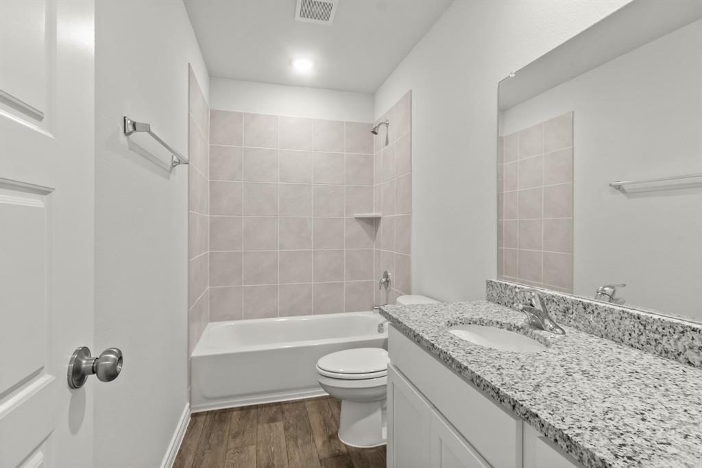 10632 Stag Lane Property Photo 13