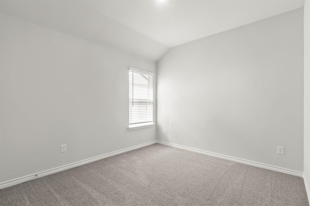 10632 Stag Lane Property Photo 14