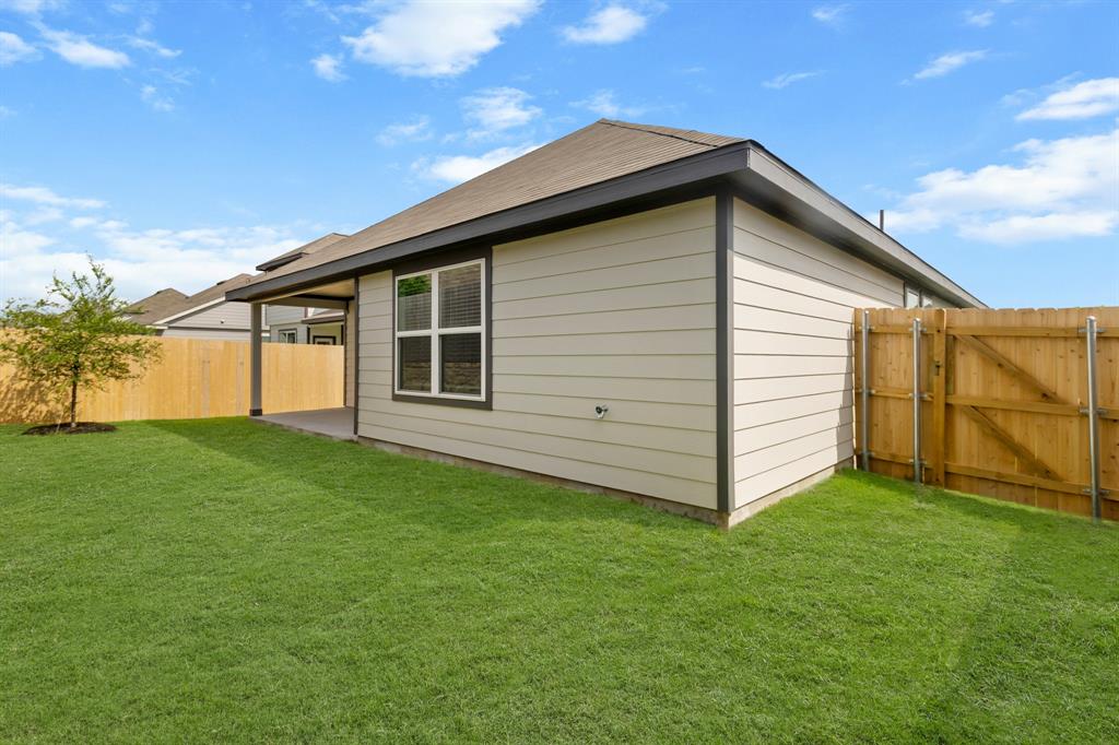 10632 Stag Lane Property Photo 15