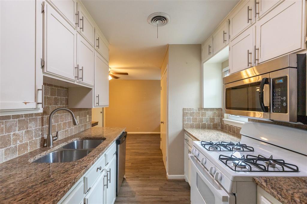 4701 S 5th Street Property Photo 4