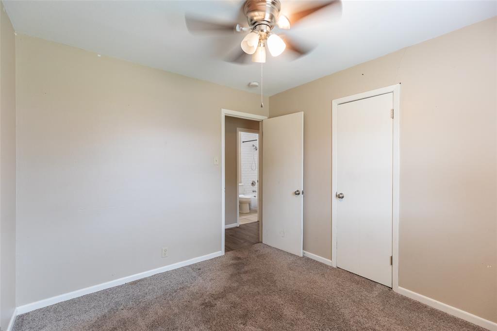 4701 S 5th Street Property Photo 10