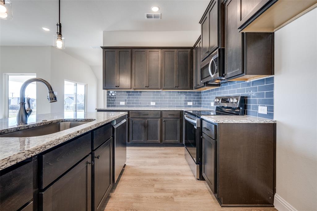 104 Ranchview Property Photo 15