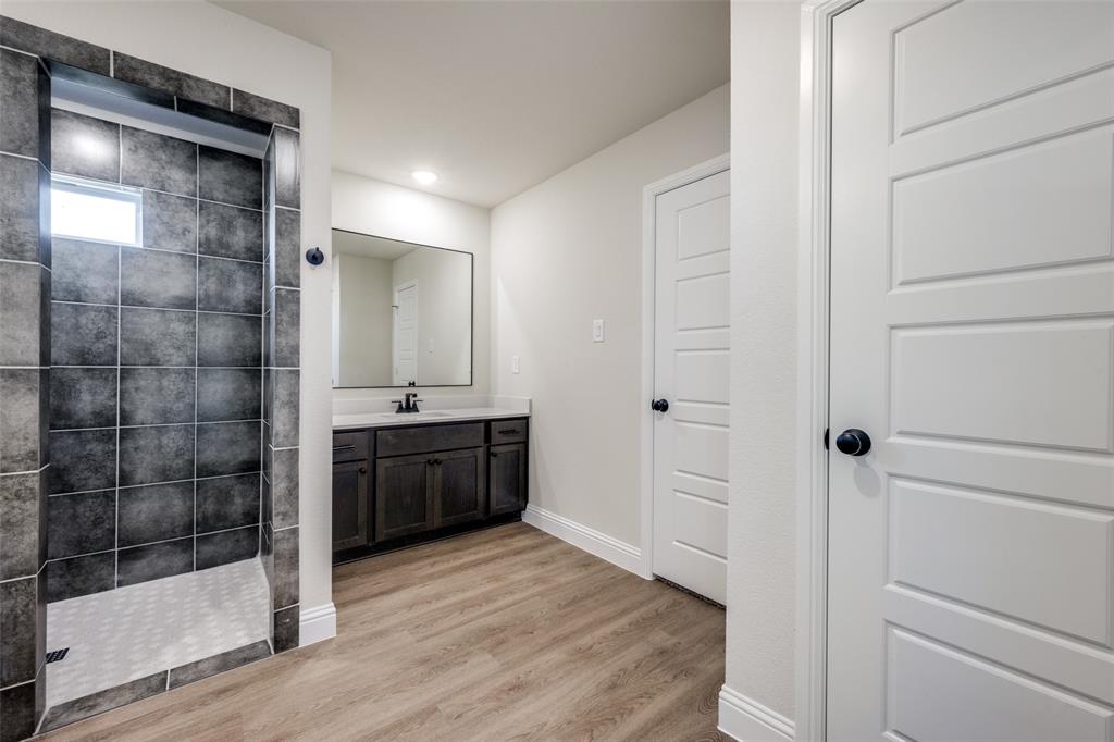 104 Ranchview Property Photo 17
