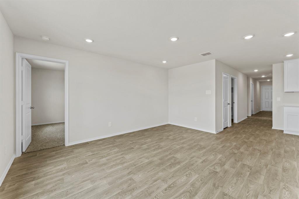 915 Prince Albert Property Photo 17